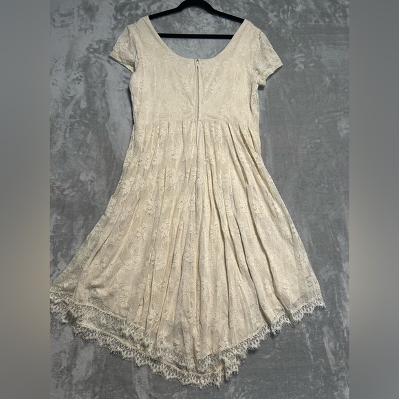 Torrid Lace Cap Sleeve Mini Dress Women’s 16 Beige - Picture 2 of 8